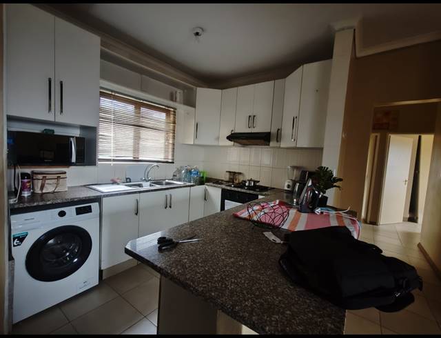 3 BEDROOM FLAT TO LET IN SOUTHGATE